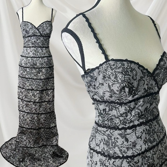 JS Collections | Formal Gown - Picture 1 of 7